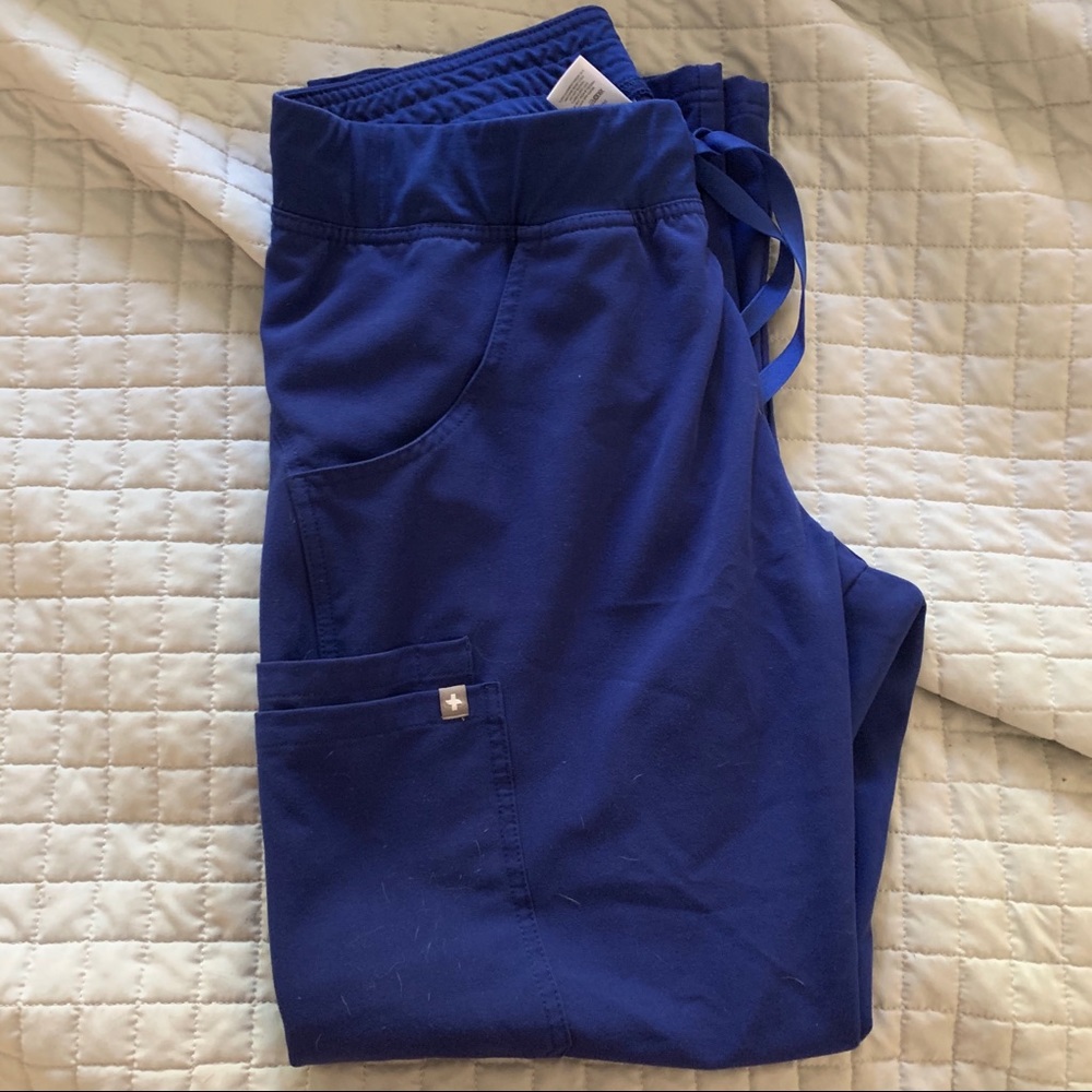 Figs Scrubs Kade Cargo Pants Deep Royal Blue, MP